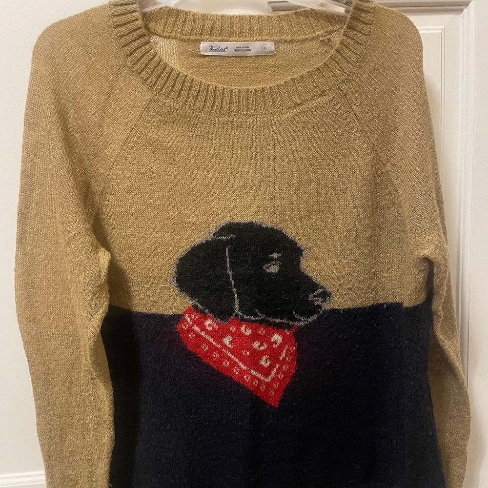 COPY - Woolrich 2-tone Wool Sweater with Black Puppy Face on Front